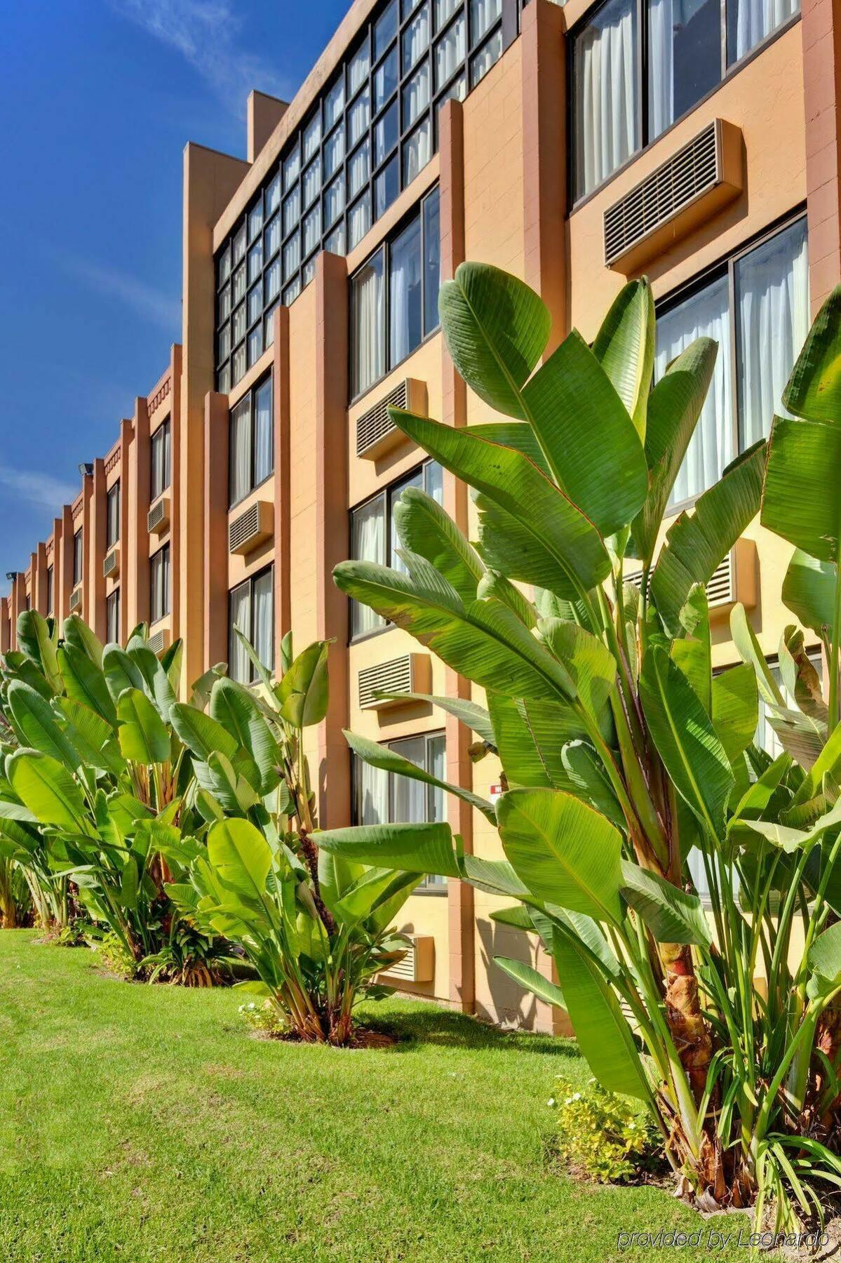 Holiday Inn Hotel & Suites Anaheim By Ihg Luaran gambar