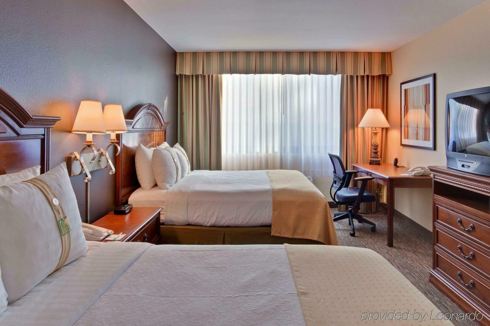 Holiday Inn Hotel & Suites Anaheim By Ihg Luaran gambar